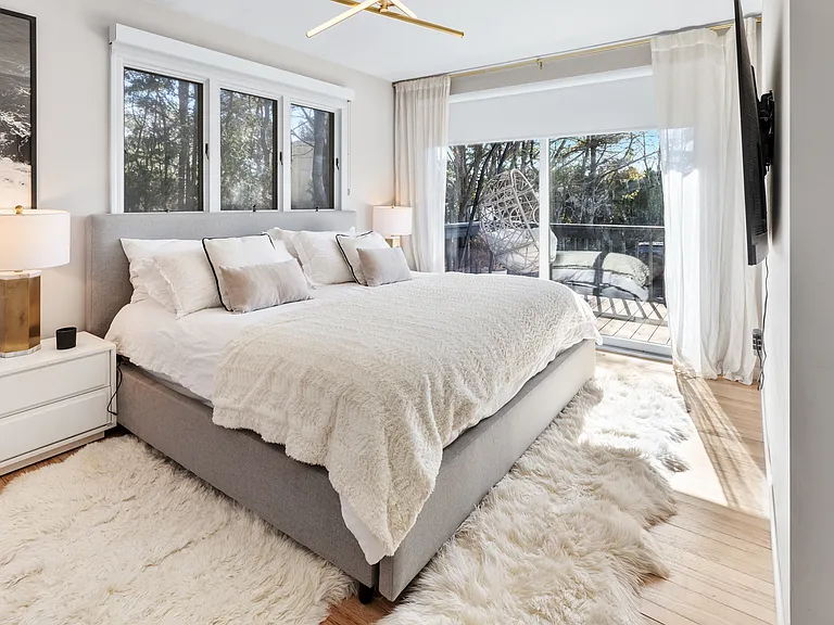 303 Montauk Hwy — Photo 15