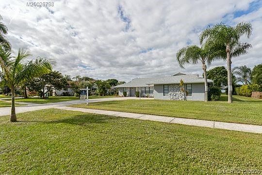 3rd image of 2492 SE Gowin Dr