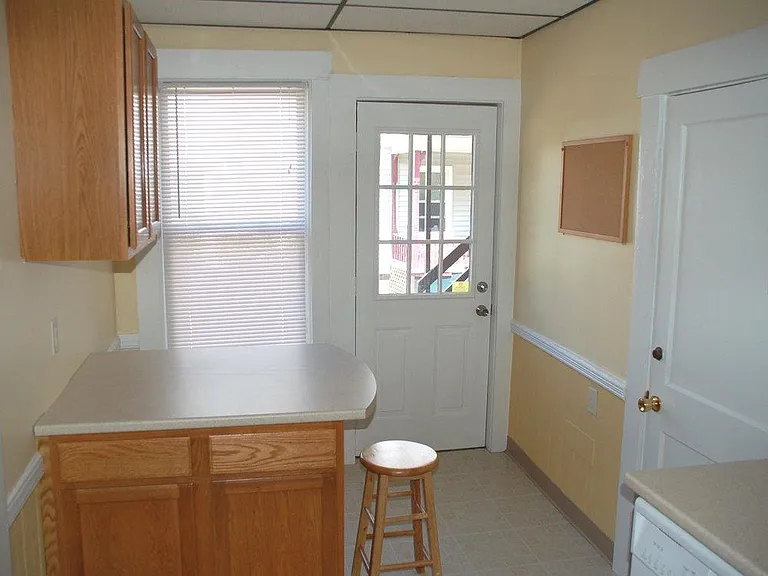 35-37 Washington Ave #1A — Photo 7