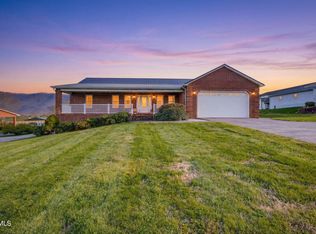 300 Riverview Dr, Church Hill, TN 37642