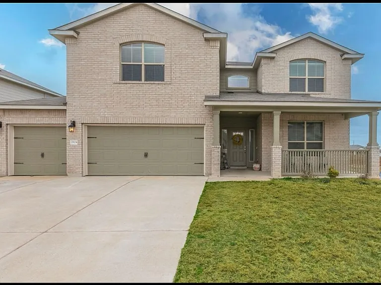 2824 Jackal Dr — Photo 1