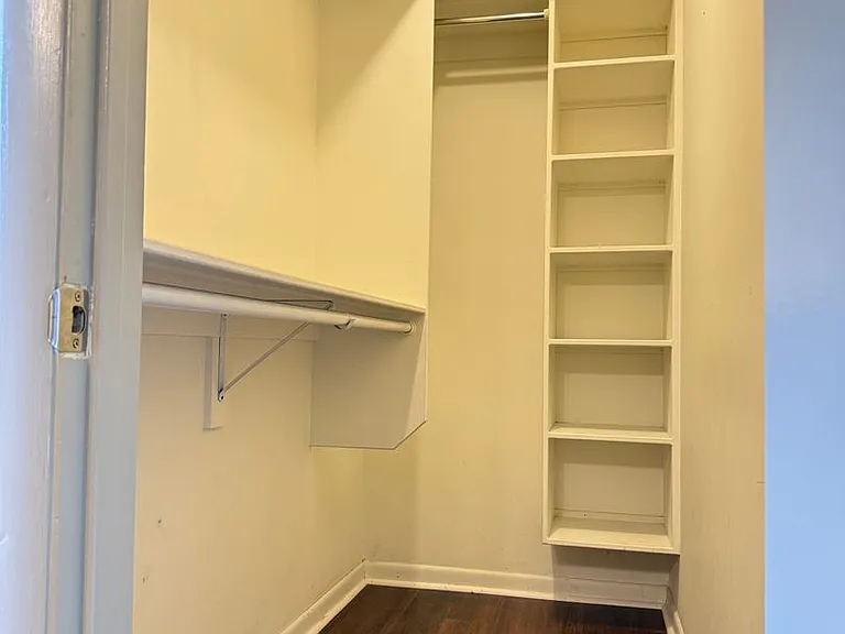 3604 Royal Oak Dr — Photo 19