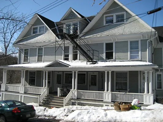 116 Ferris Pl — Photo 10