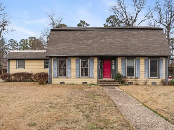 2105 Monticello Ct, Pine Bluff, AR 71603