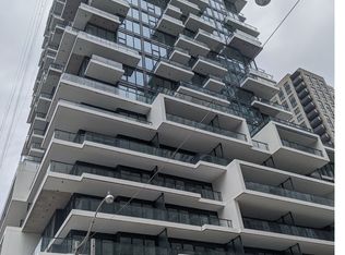 77 Shuter St #208, Toronto, ON M5B 0B8