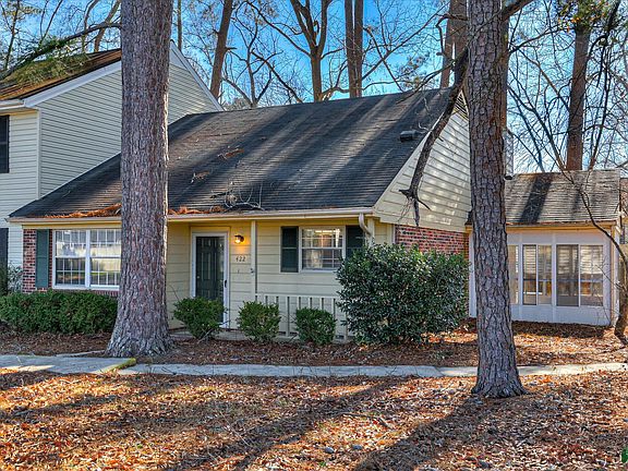 3rd image of 422 Pleasant Home Road