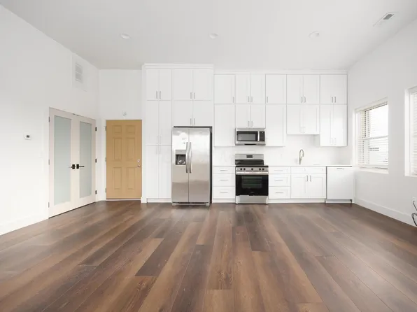 50 S Main St, London, OH 43140