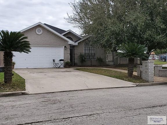 2nd image of 417 Ruby Red Ln #1