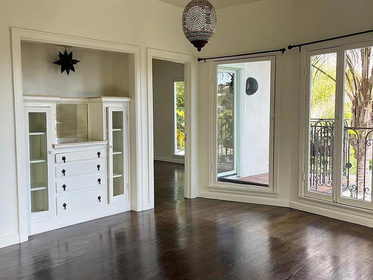 1517 Elevado St #SOURCE — Photo 3
