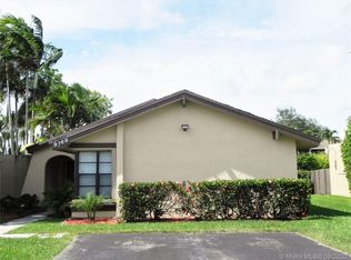 9169 SW 129th Ln, Miami, FL 33176