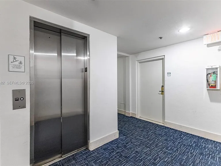 1300 Pennsylvania Ave #305 — Photo 14