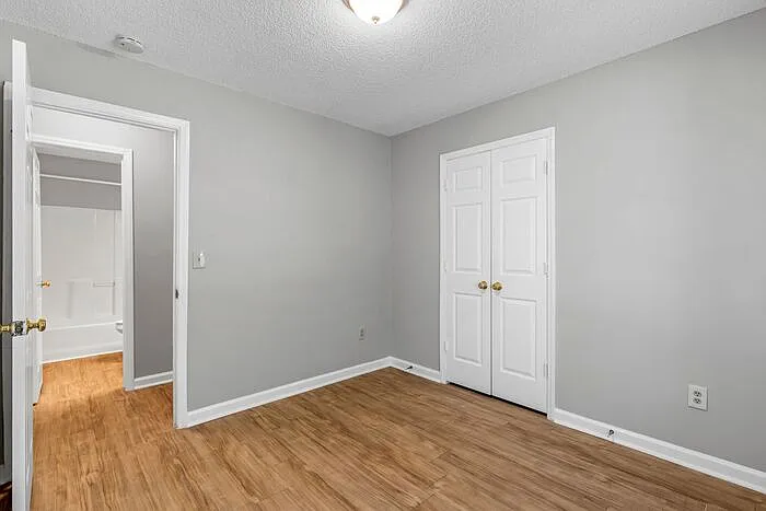 1811 Cody Ave — Photo 25