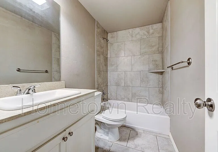 788 SW 13th St — Photo 34