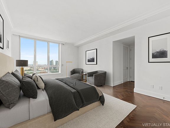 4th image of 351 E 51st St Ph 6A