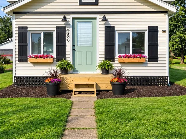 608 N Fillmore St, Osceola, IA 50213