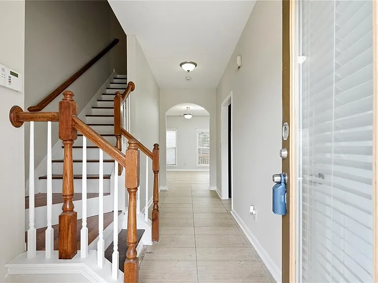 6199 Thorncrest Dr — Photo 11