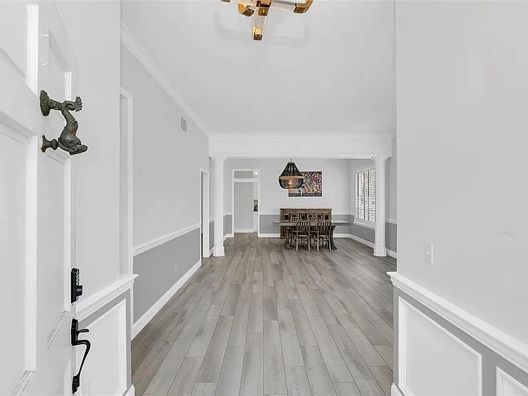 1006 Nottingham St — Photo 4