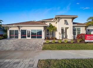 4608 Antrim Dr, Sarasota, FL 34240