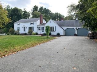 13 Forrest Rd, Topsfield, MA 01983