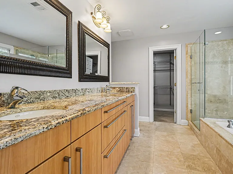 1917 N Decatur Rd NE #B — Photo 19