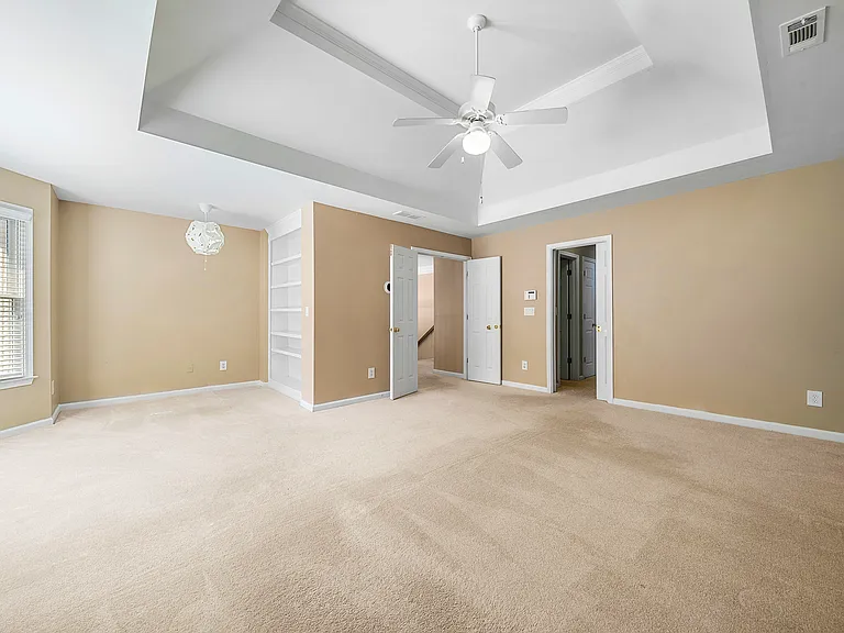 130 Candler Ct — Photo 32