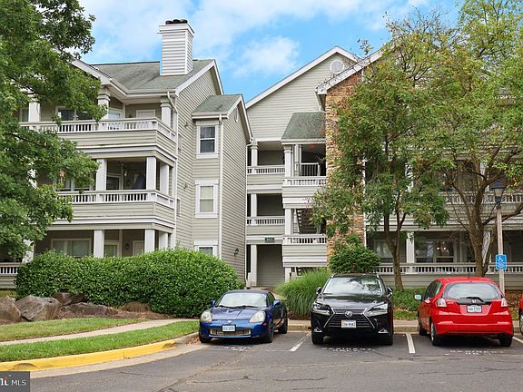 2nd image of 4413 Fair Stone Dr APT 302