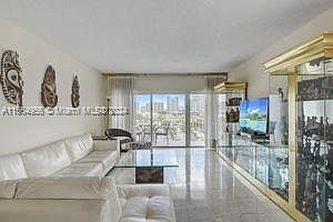 5th image of 500 Bayview Dr APT 831