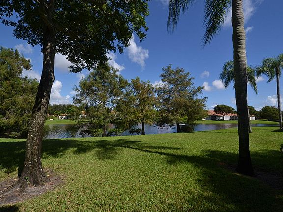 5th image of 3308 Black Oak Ct #3308