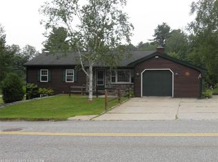 375 Randall Rd, Lewiston, ME 04240