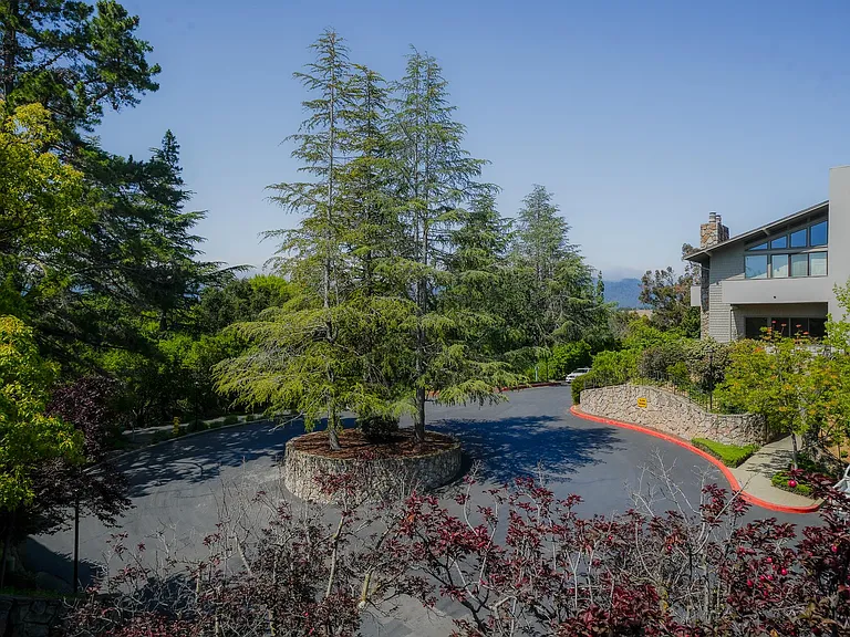 32 Mansion Ct #821 — Photo 20