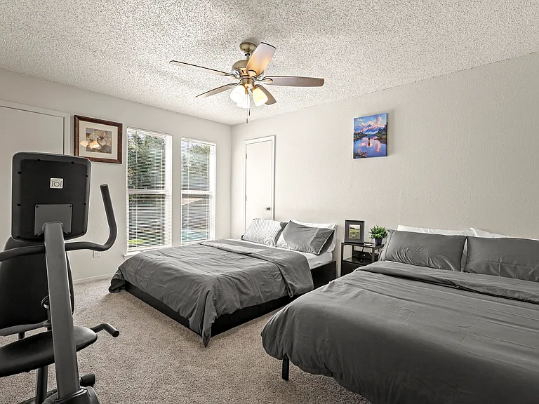 E Norwood Cir — Photo 9