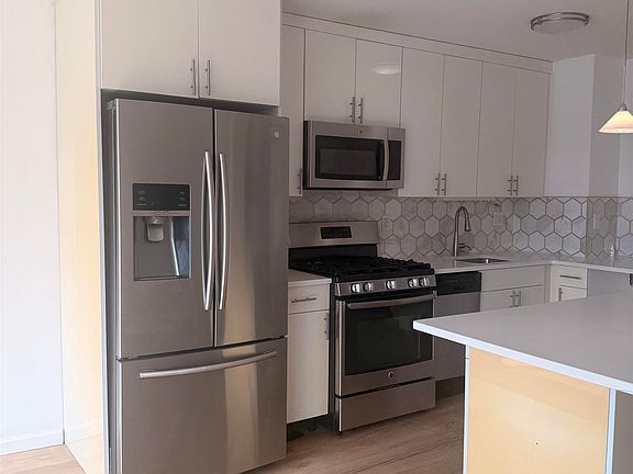 5th image of 500 Central Ave APT 217