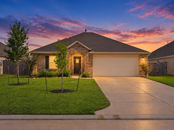 7526 Greenbriar Canyon Ln, Katy, TX 77493