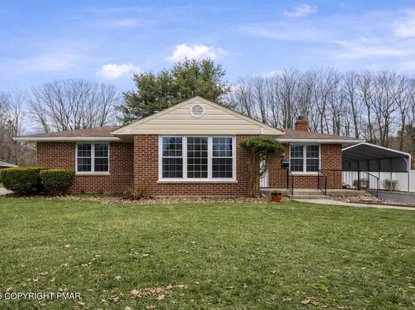 2 W 17th St, Hazleton, PA 18201