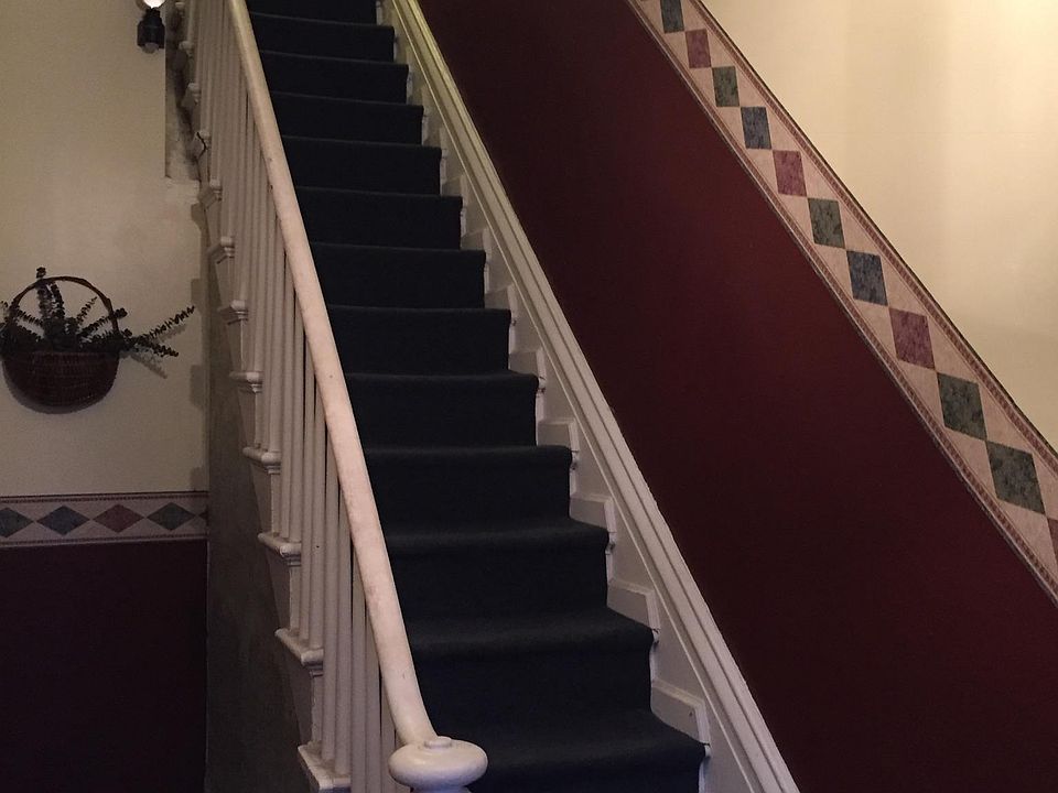 2nd image of 110 1st St Floor 2