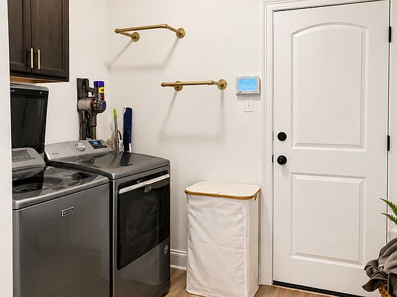 4th image of 118 Nandina Dr