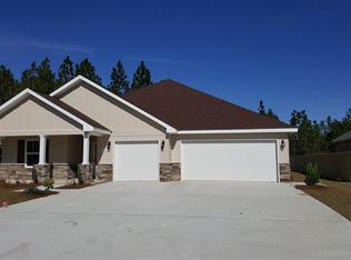 8033 Majestic Cypress Dr, Milton, FL 32583