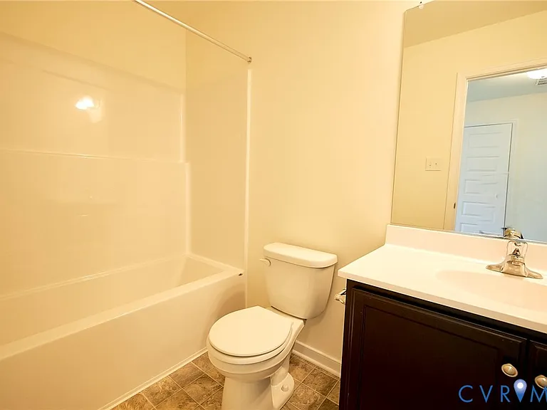 214 Greenpark Rd — Photo 27