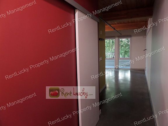 4th image of 401 9th Ave N APT 217