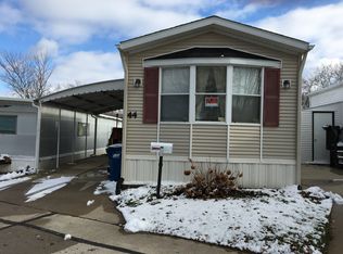 44 Flamingo Ave, Amherst, OH 44001