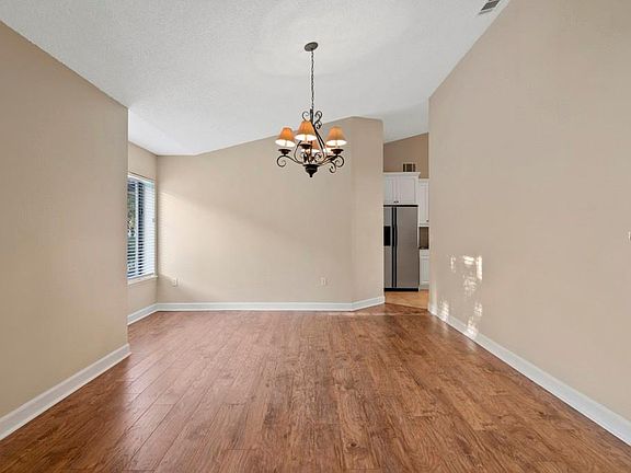 5th image of 7241 Branchtree Dr