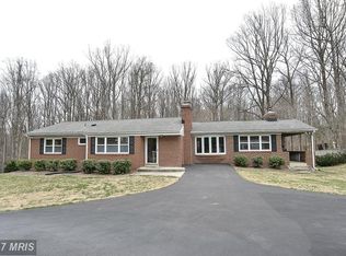 7475 Clifton Rd, Clifton, VA 20124