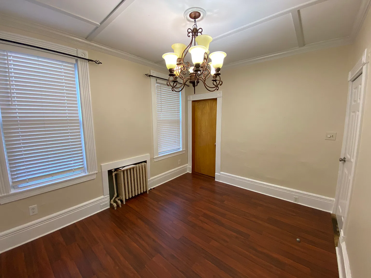 2 bed, 900 sqft, $2,500 — Photo 3