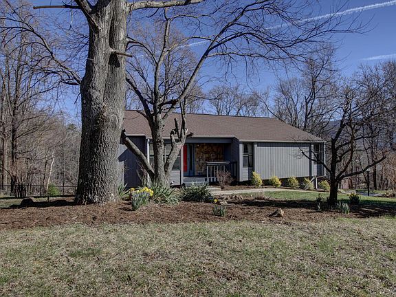 2nd image of 7557 Boxwood Dr