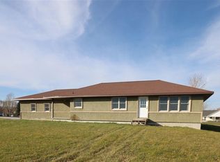 12990 Meadow Creek Dr, New Ulm, MN 56073