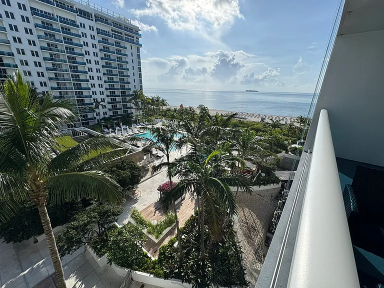 2301 Collins Ave #817 — Photo 73