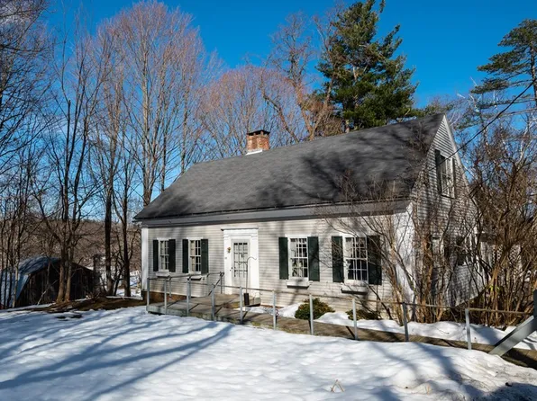 83 South St, Ashfield, MA 01330