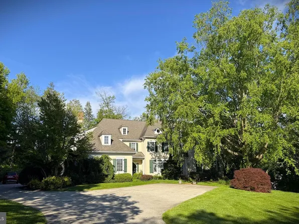 1443 Lanes End, Villanova, PA 19085