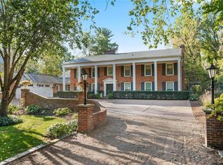 11112 Conway Rd, Saint Louis, MO 63131