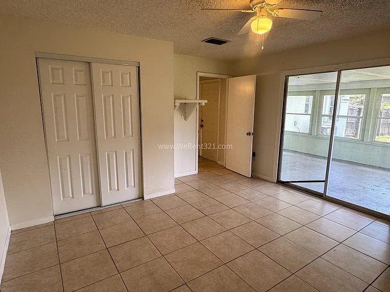 230 Clearbrook Ter NE — Photo 8